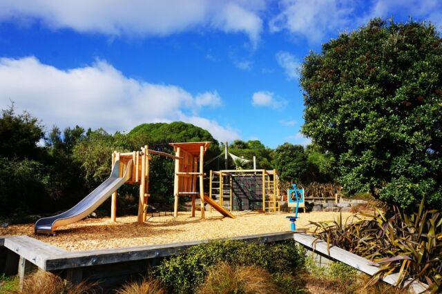 Kotuku Park  in Kapiti was a demanding site with varied levels to contend with, but Playco met the challenge and we love the end result!

#expertsatplay #playstartshere #playground #nzplay #play #wellington #kapiti