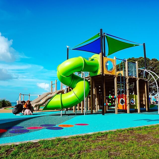 Beach. ☑️.
Sun. ☑️.
Awesome playground. 🏆.
The recent upgrade to Browns Bay Reserve also includes a pedestrian promenade and easier connection between the beach and the Town Centre.

#expertsatplay  #playstartshere #playground #play #beachplayground #brownsbaynz  #fun #slide #swing #AucklandPlayground